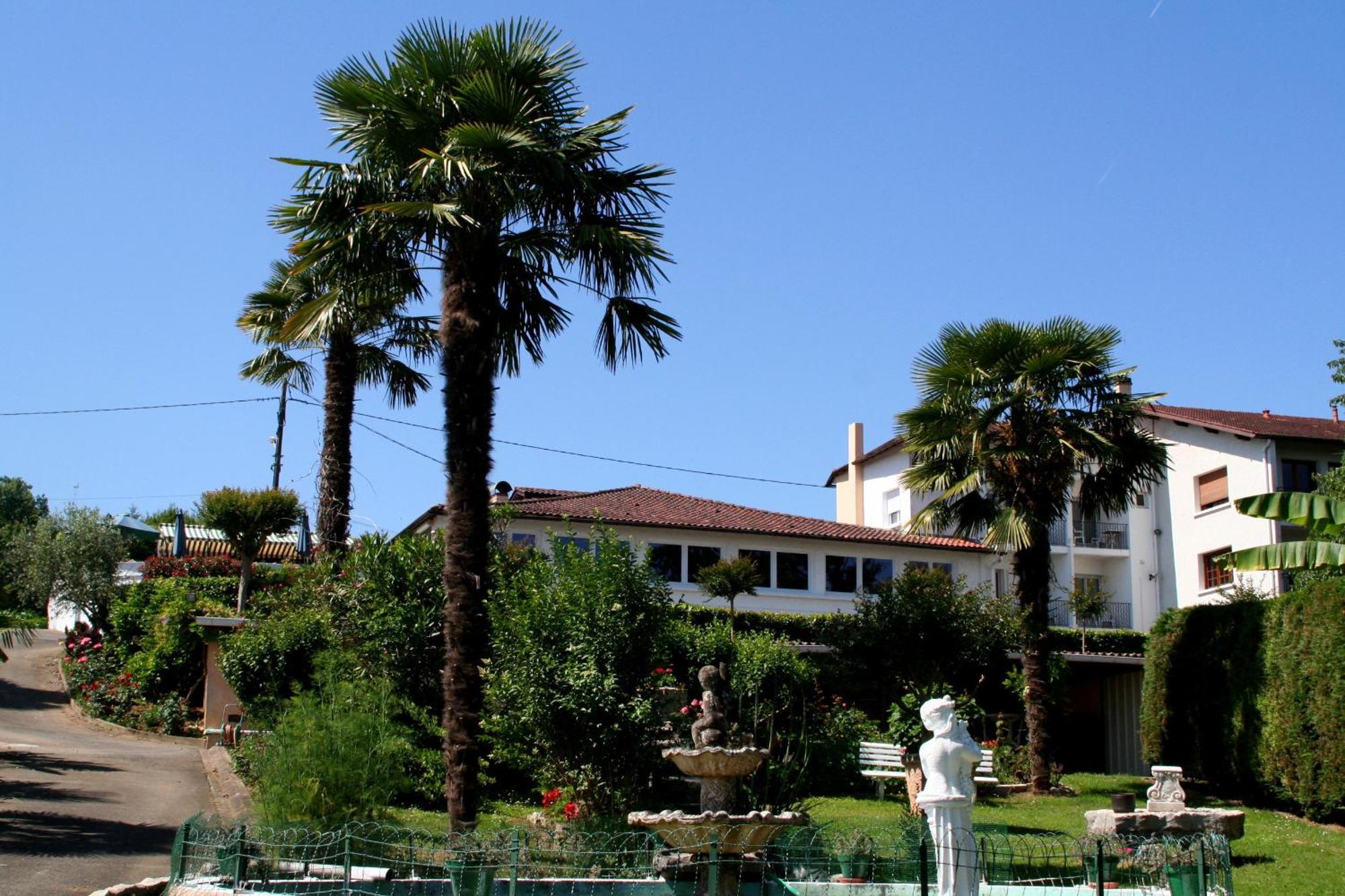 Aux Tauzins Hotell Montfort-en-Chalosse Eksteriør bilde